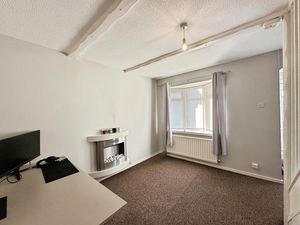 Photo 9- click for photo gallery